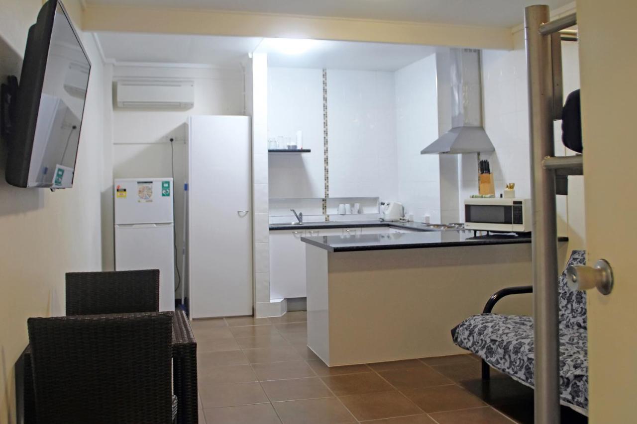 The Stuart Hotel-Motel Катерін Екстер'єр фото